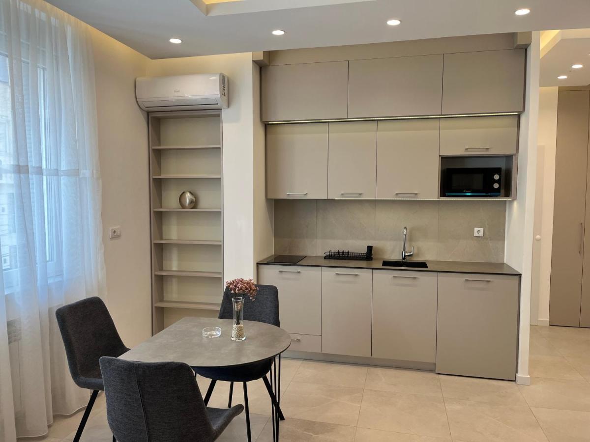 Sveti Stefan Apartment